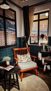 Tips for Creating a Cozy Reading Nook in Any Space